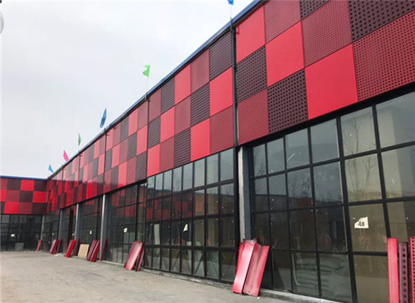 ���̰���