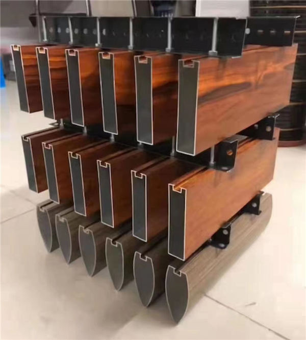 �X��ͨ���